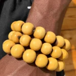 Bracelet en Bois Sacré – Image 3