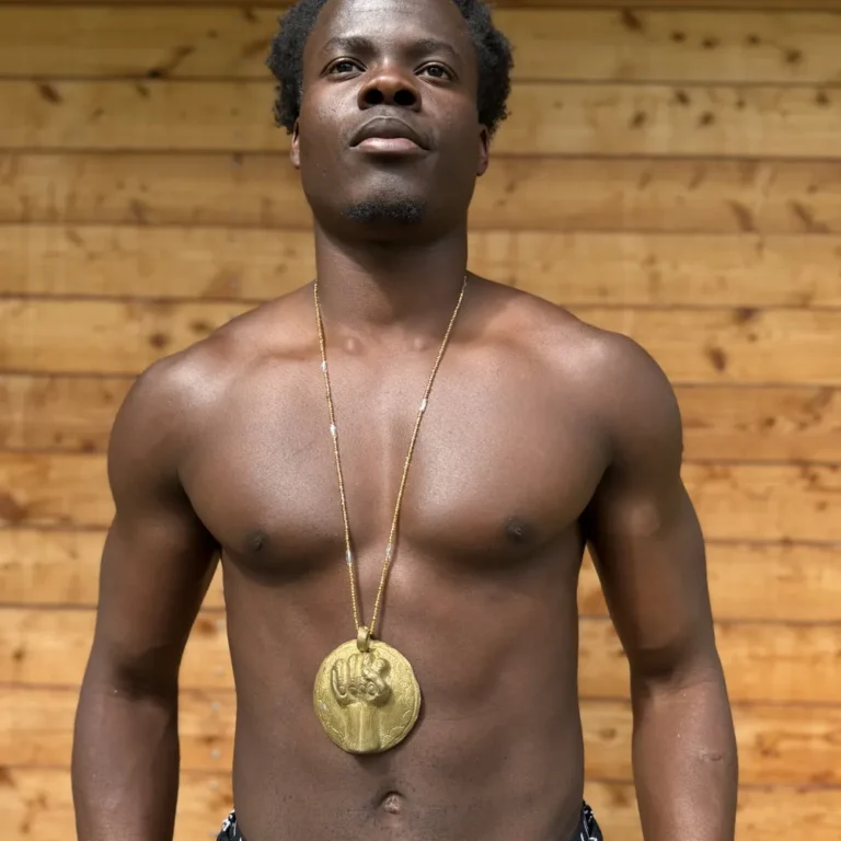 Collier Main de Force en bronze, médaillon africain coulé à la main, symbole de protection, vue 2