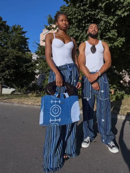 Pantalon Tô-Nô bleu rayé en coton tissé main, unisexe, vue 3